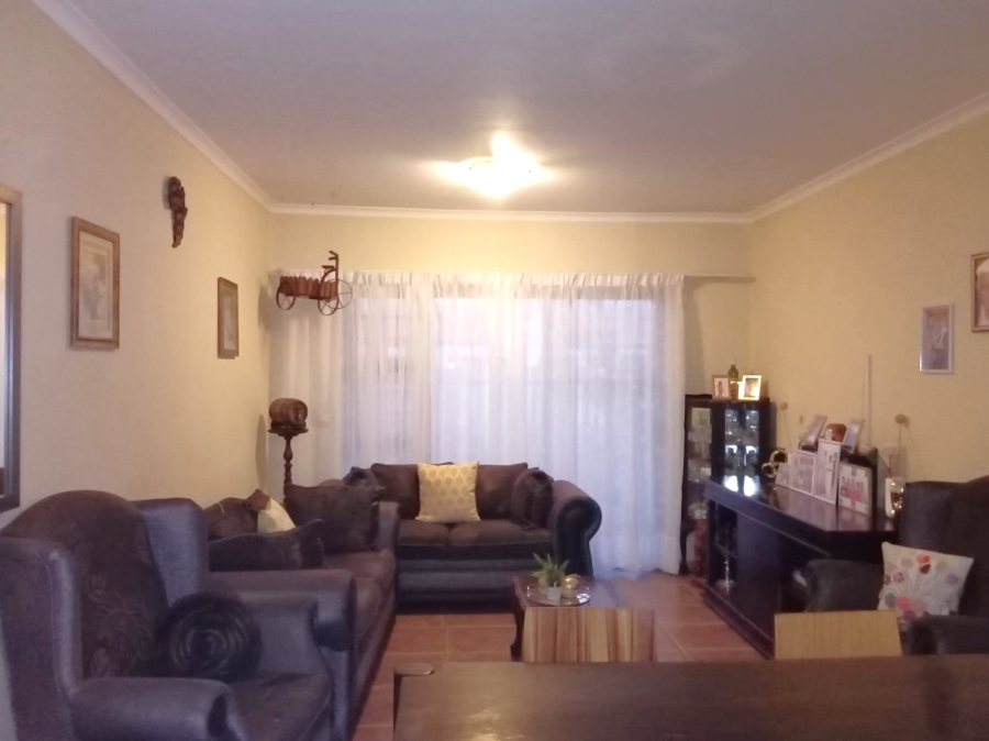2 Bedroom Property for Sale in Fairview Golf Estate Western Cape